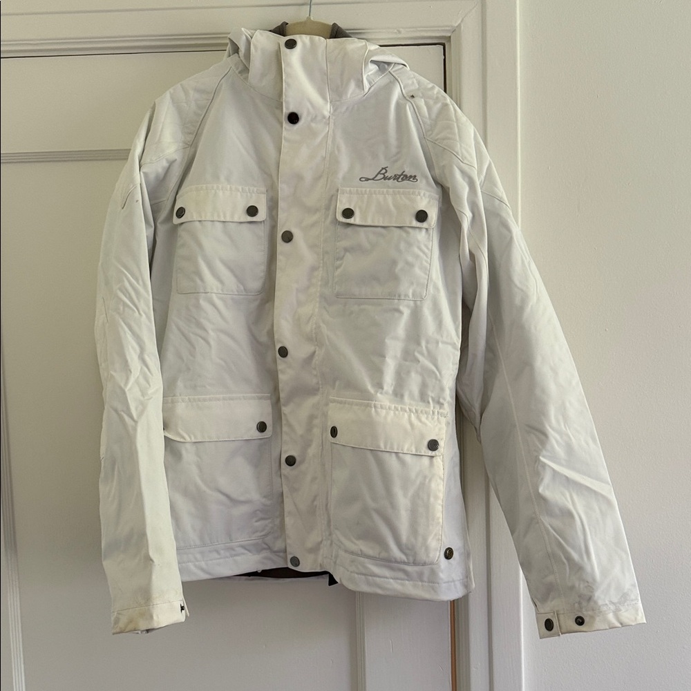 Burton Women’s Lightweight Snowboarding Jacket